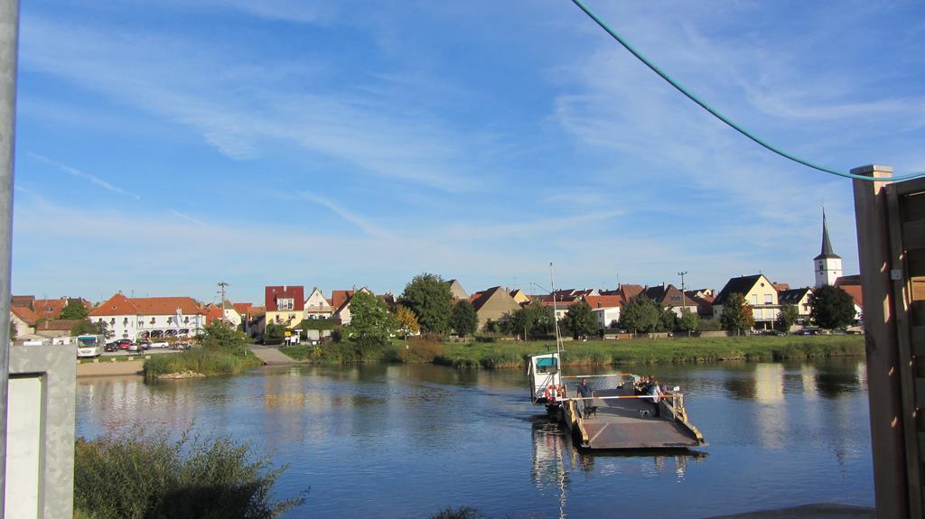 Ferienwohnung Pension Am Weinberg Mainstockheim 客房 照片